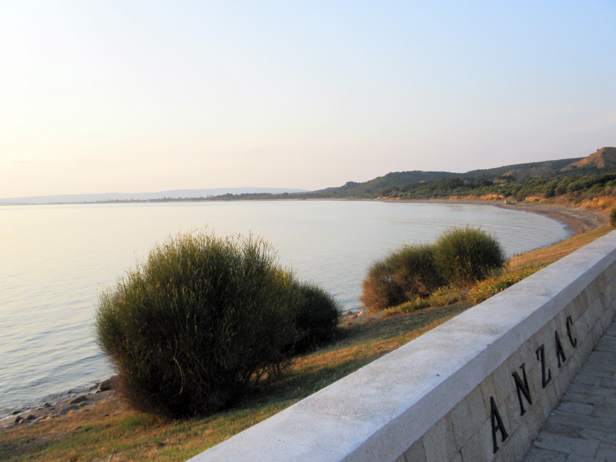 playa, paisaje, mar, costa, agua, Mañana, colina, apuntalar, lago, río, Pasarela, reflexión, bahía, depósito, camino acuático, Cuerpo de agua, Turquía, Humedal, Anzac, lago, turco, 1915, Gallipoli, Anzac Cove