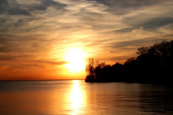 cielo, Cuerpo de agua, puesta de sol, resplandor crepuscular, horizonte, amanecer