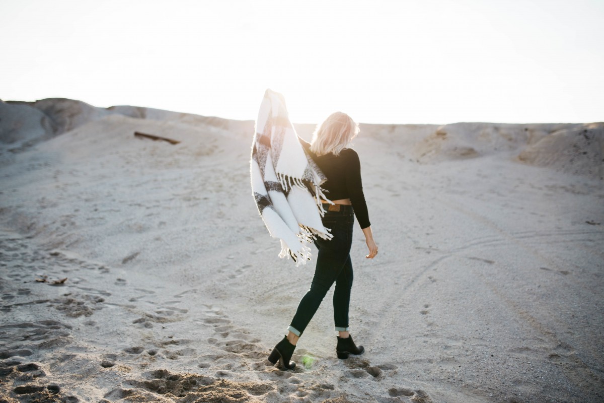 plage, le sable, Roche, neige, hiver, fille, femme, aventure, printemps, Météo, sport extrême, couverture, chaussure, photographier, image