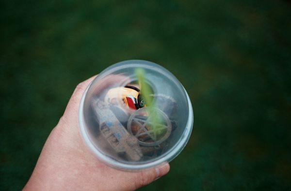 hand,vatten,ljus,glas,gammal,fotografi