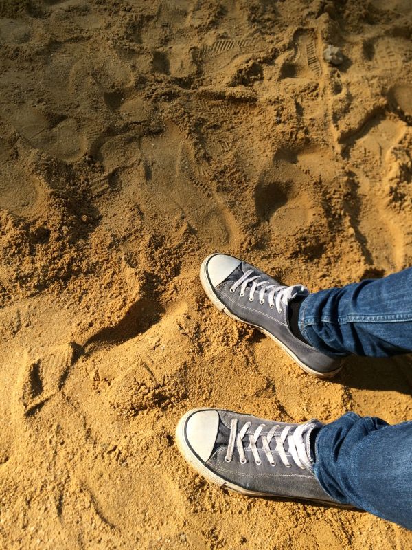 playa,arena,Zapatilla de deporte,rock,huella,Pies