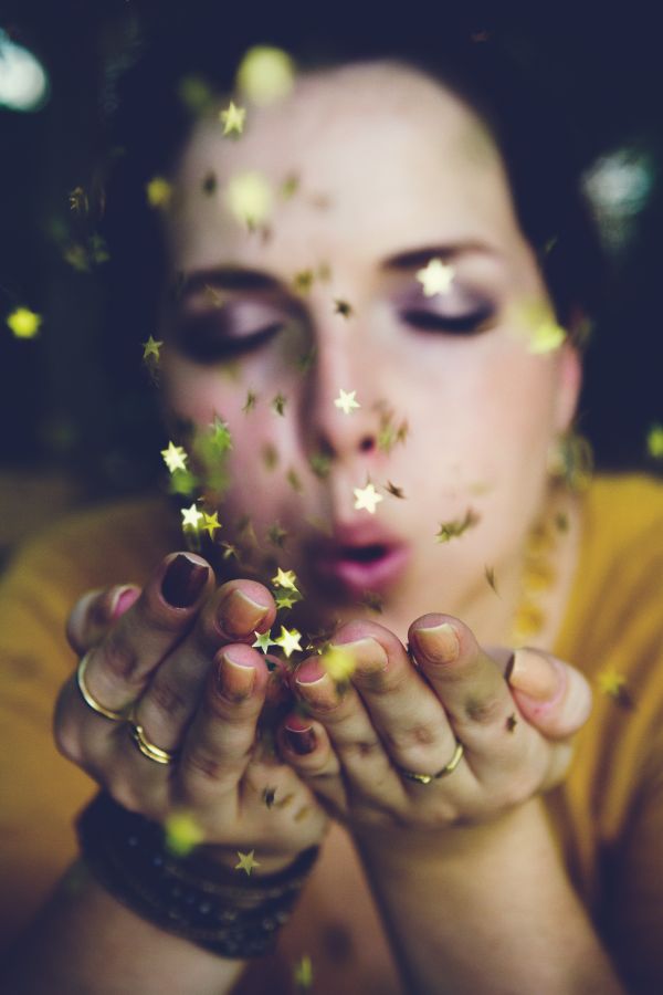 hand,people,woman,person,girl,white