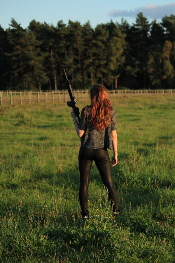 forest,grass,light,girl,woman,hair