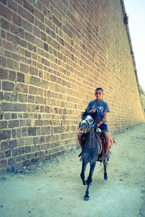 jongen,kind,fujifilm,paard,rijden,blauw