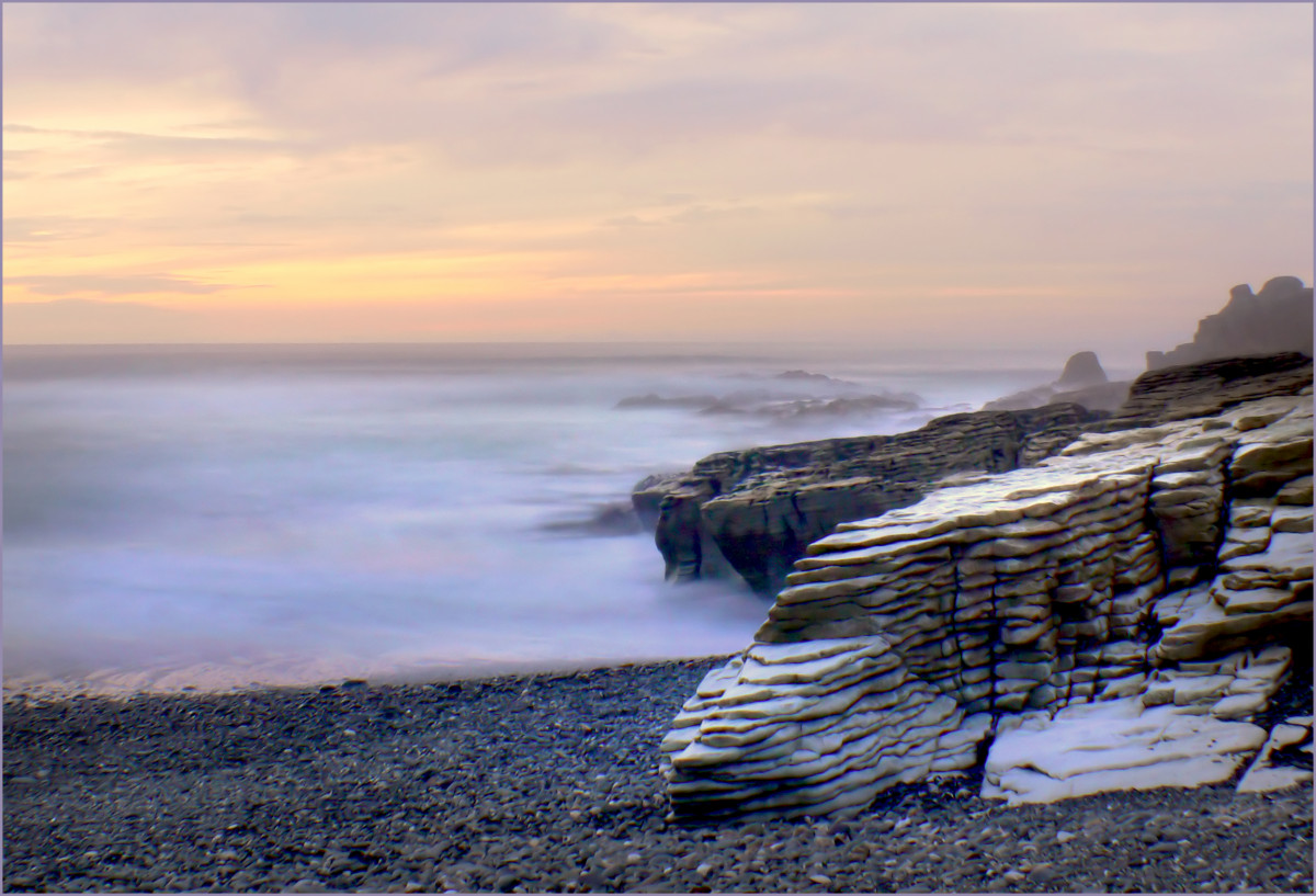 de praia, panorama, mar, costa, agua, areia, Rocha, oceano, horizonte, nuvem, céu, nascer do sol, Por do sol, luz solar, manhã, costa, onda, alvorecer, Costa, penhasco, crepúsculo, tarde, enseada, reflexão, baía, terreno, material, corpo de água, domínio público, Nova Zelândia, Madeira de deriva, capa, Fenômeno atmosférico, Onda de vento