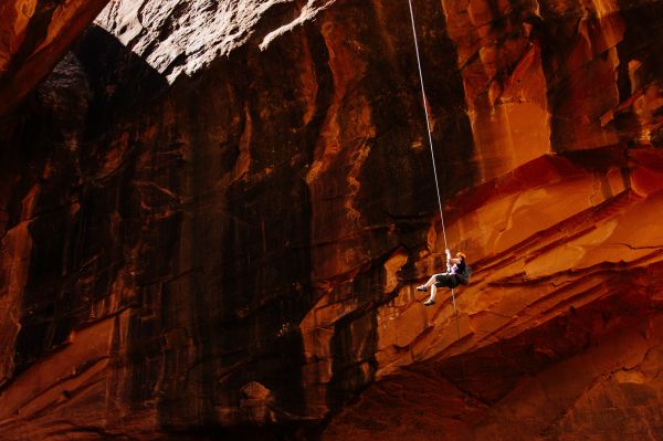 mountain climber,mountain climbing,person,mountains,rock climbing,rocky