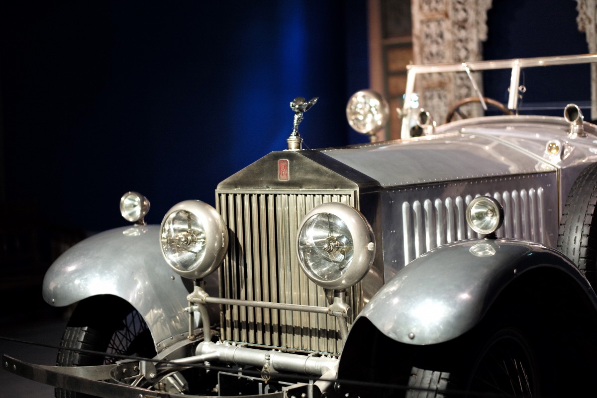 open, car, flying, europe, vehicle, museum, grille, vintage car, holland, hague, netherlands, headlights, silver, classic, convertible, phantom, top, limousine, louwman, leicam, summilux50f14, typ240, rollsroyce, aluminum, polished, barker, spur, rr, hyderabad, coachbuilder, antique car, land vehicle, touring car, automobile make, luxury vehicle