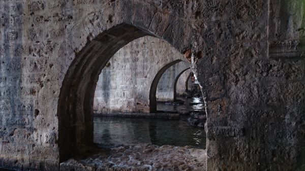 gebouw,brug,oud,muur,steen,tunnel