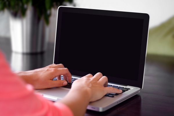 Laptop,Notizbuch,Computer,Macbook,Schreiben,Hand