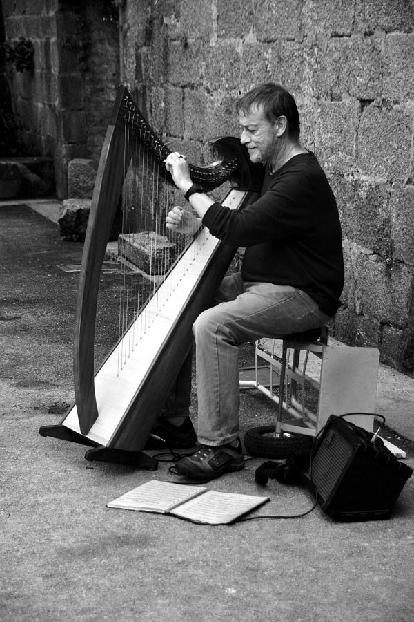 Preto e branco, fotografia, homem, pessoa, música, branco