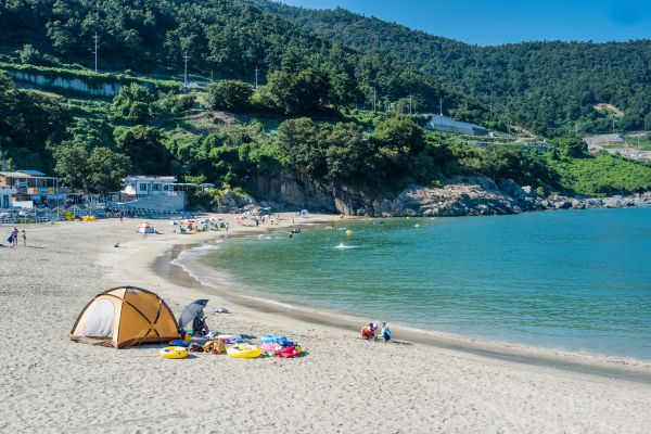 corpo d'acqua, spiaggia, costa, mare, turismo, puntellare