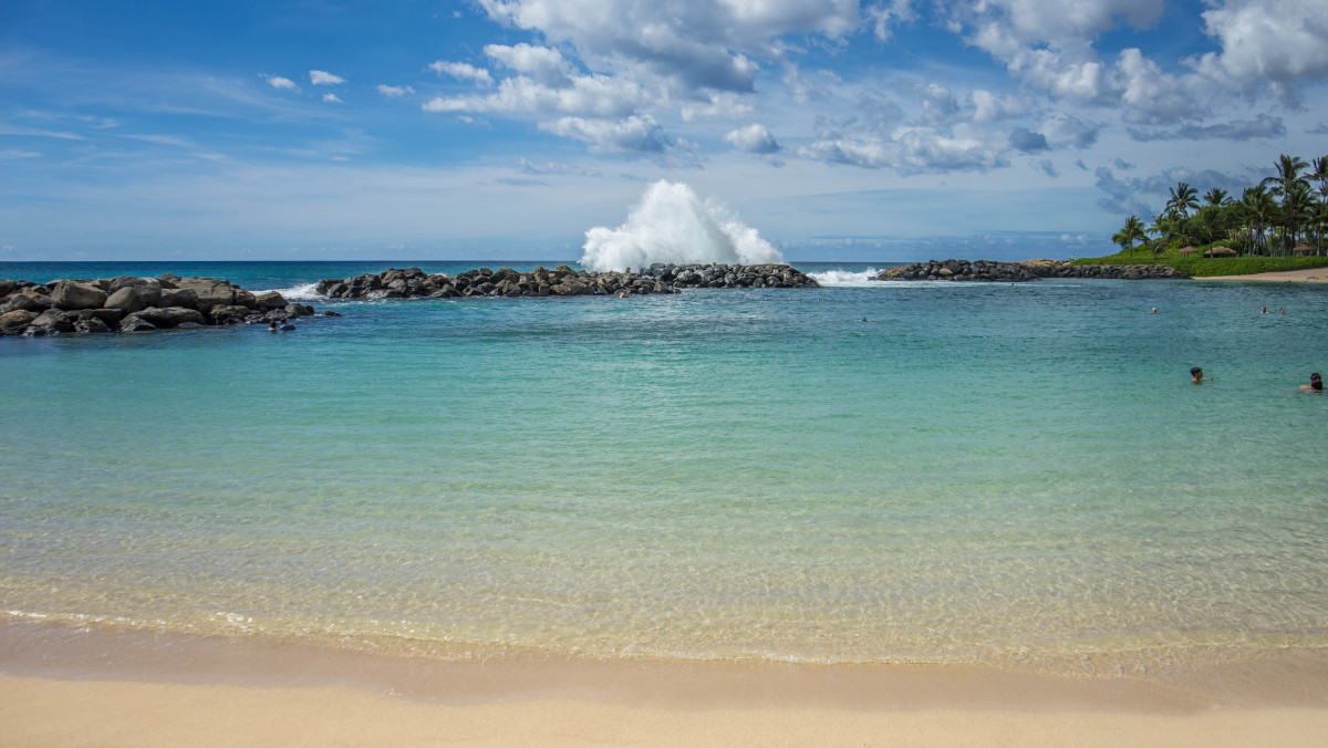 beach, landscape, sea, coast, water, sand, ocean, shore, wave, vacation, coastline, shoreline, palm, tropical, color, lagoon, bay, island, blue, hawaii, colorful, seashore, body of water, rocks, waves, clouds, aqua, resort, horizontal, caribbean, hawaiian, oahu, cape, islet, ko olina, wind wave