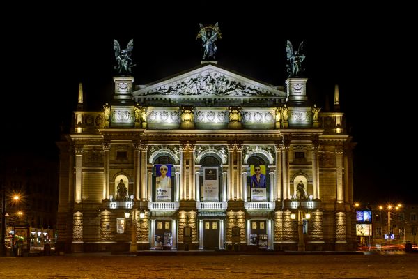 landscape,nature,music,light,architecture,street