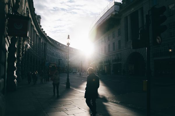 Licht, die Architektur, Menschen, Sonnenuntergang, Straße, Person