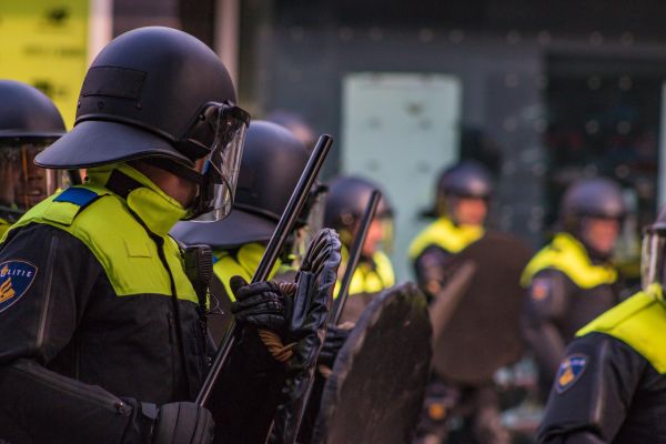 Politie,brandweerman,demonstratie,officieel,politie agent,militaire politie