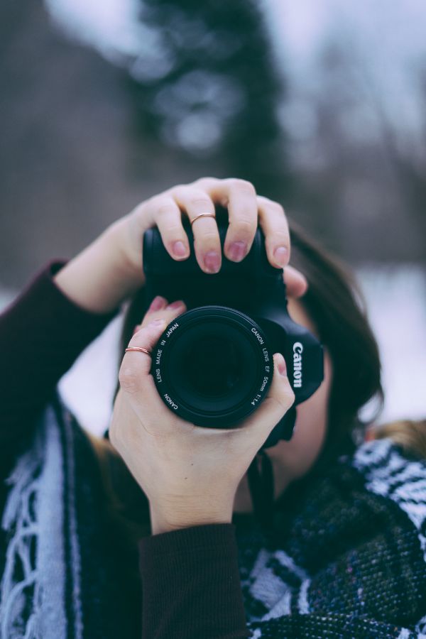 hånd,kamera,fotografering,fotograf,pike,portrett