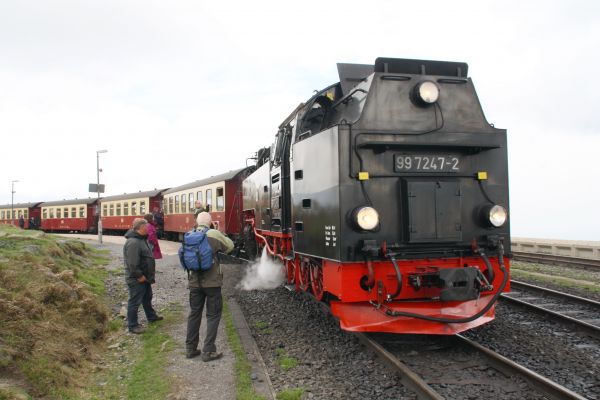 Piste,train,asphalte,transport,véhicule,locomotive