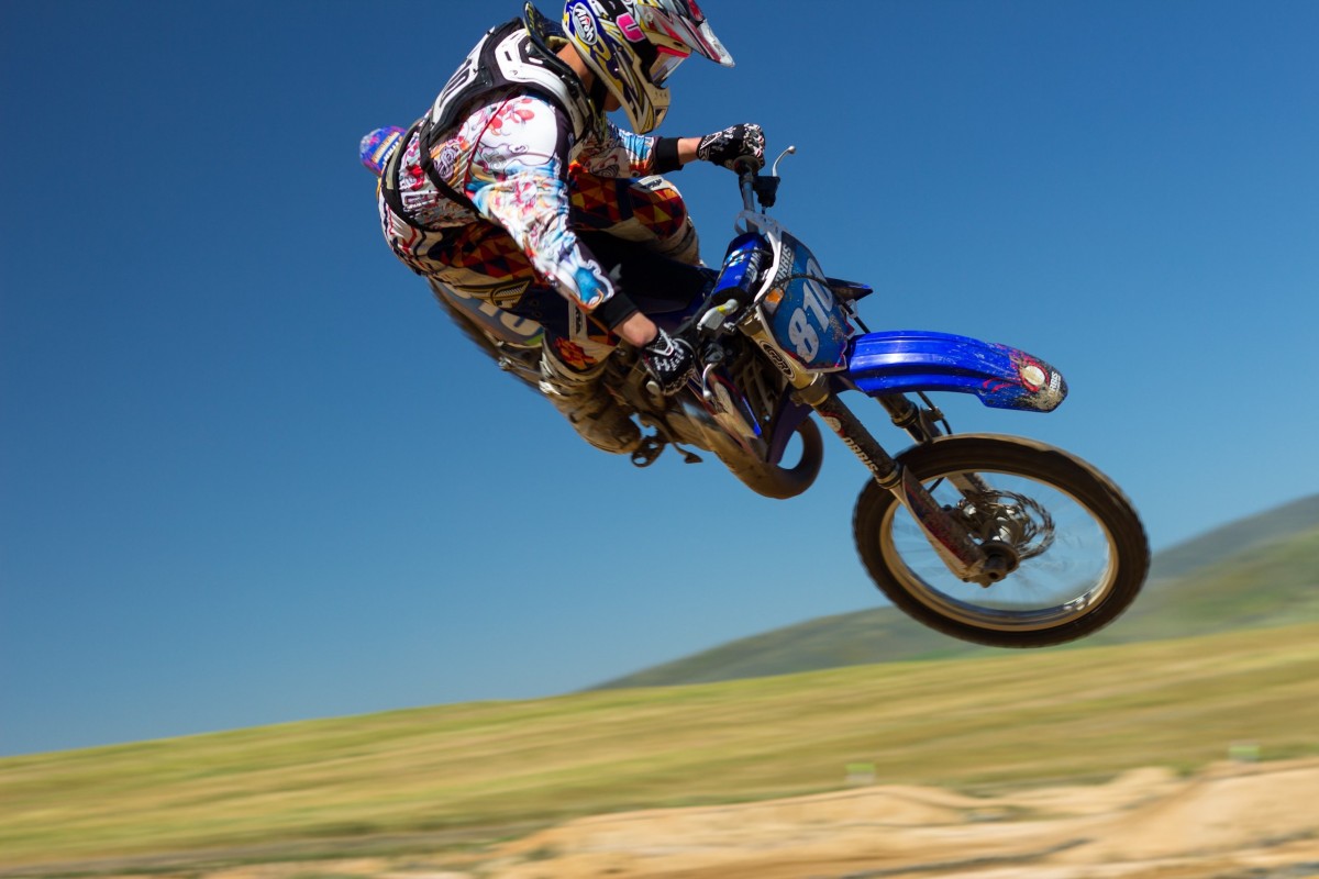 véhicule, moto, Motocross, sport extrême, moto cross, moto, la vitesse, frisson, des sports, une descente, courses, Sport automobile, Freestyle motocross, faire de la moto, Courses de motos, Cascadeur, Moto, autoroute, Course automobile, Endurocross