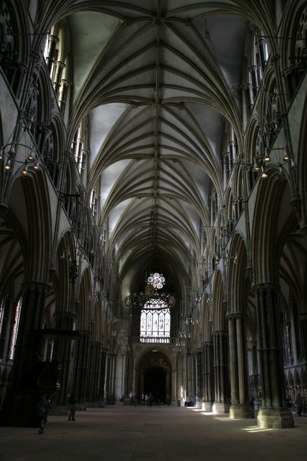 arkitektur,bygning,monument,bue,kirke,katedral