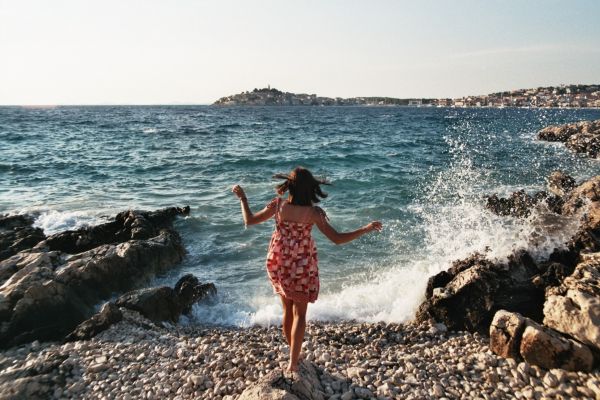 beach,sea,coast,water,rock,ocean