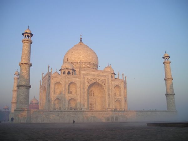 auringonnousu,rakennus,torni,maamerkki,palvonnan paikka,Taj Mahal