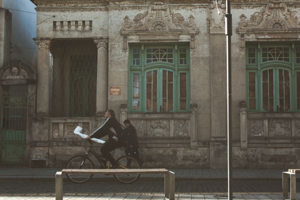 man,road,street,bicycle,bike,palace