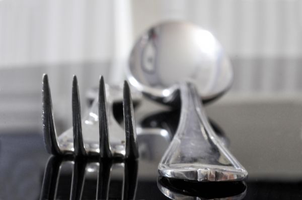 fork,cutlery,silverware,glass,spoon,wine glass