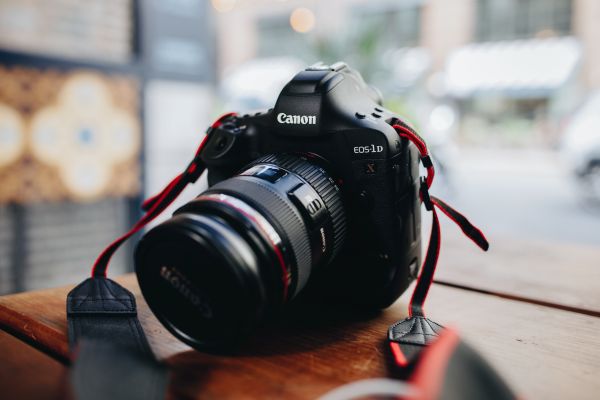 camera,photography,red,canon,dslr,vehicle