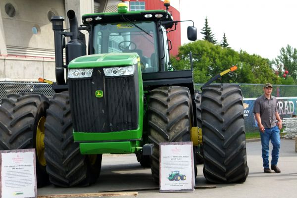 trattore,azienda agricola,trasporto,veicolo,attrezzatura,enorme