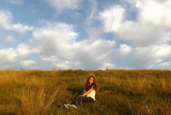 Mädchen, Gras, Horizont, Wolke, Himmel, Feld