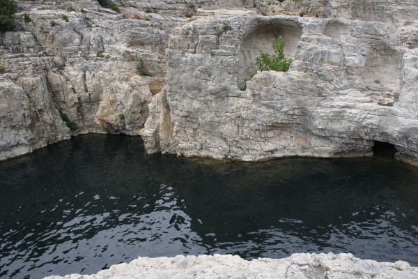 рок,река,стръмна скала,море,образуване,пещера