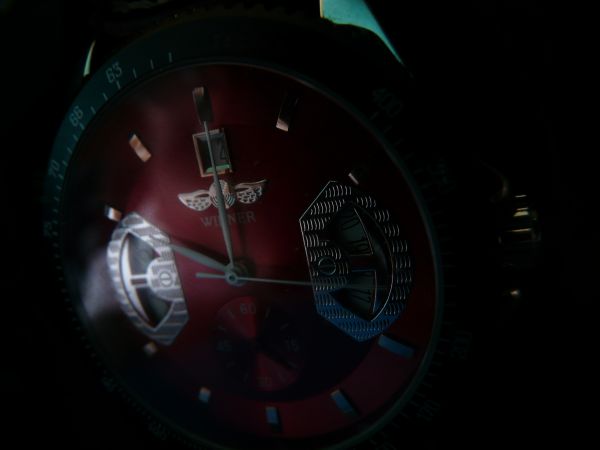 watch,light,red,darkness,gauge,tachometer