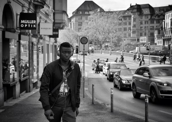 noir et blanc,gens,piéton,route,rue,la photographie