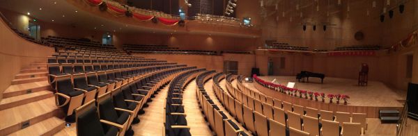 auditorium,pianoforte,sala concerti,Teatro,palcoscenico,Steinway