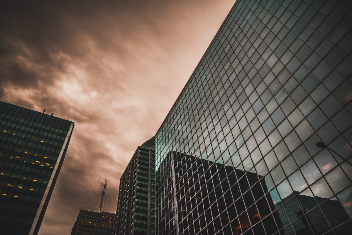 Wolke, die Architektur, Himmel, Skyline, Nacht-, Sonnenlicht, Gebäude, Stadt, Atmosphäre, Wolkenkratzer, Stadtbild, Innenstadt, Tagsüber, Abend, Linie, Betrachtung, Turm, Wahrzeichen, Fassade, Turmblock, Cooles Bild, Winkel, Cooles Foto, Hauptsitz, Metropole, Tageslicht, Meteorologisches Phänomen, Stadtgebiet, Stock photography, Metropolregion, Unternehmenszentrale