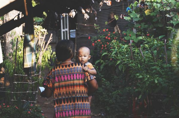 gente,niña,mujer,niño,casa,Fruta