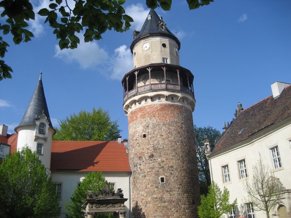 architectuur,gebouw,kasteel,toren,kasteel,klokkentoren