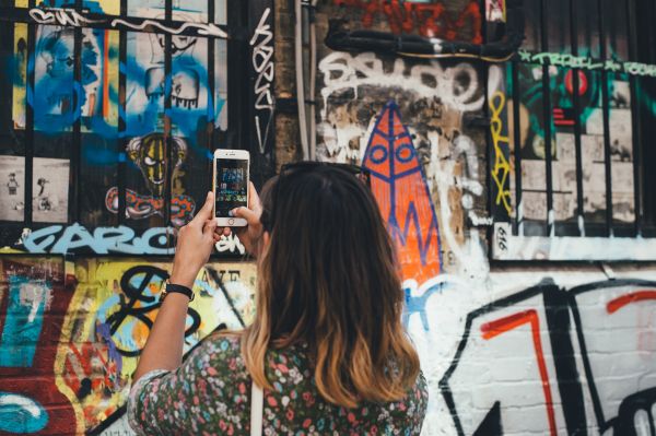 Iphone,Person,Frau,Straße,Straße,städtisch