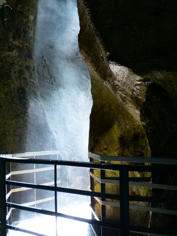 air,batu,air terjun,sungai,jaringan,refleksi