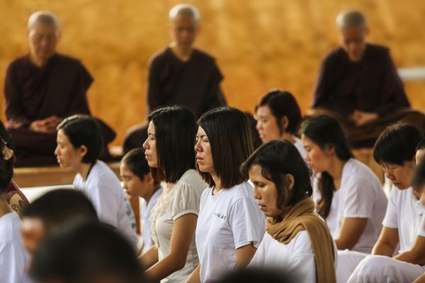 gruppe meditation,meditere,meditation,levevis,lempelse,åndelig