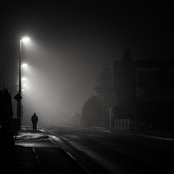 homme,silhouette,en marchant,neige,lumière,noir et blanc