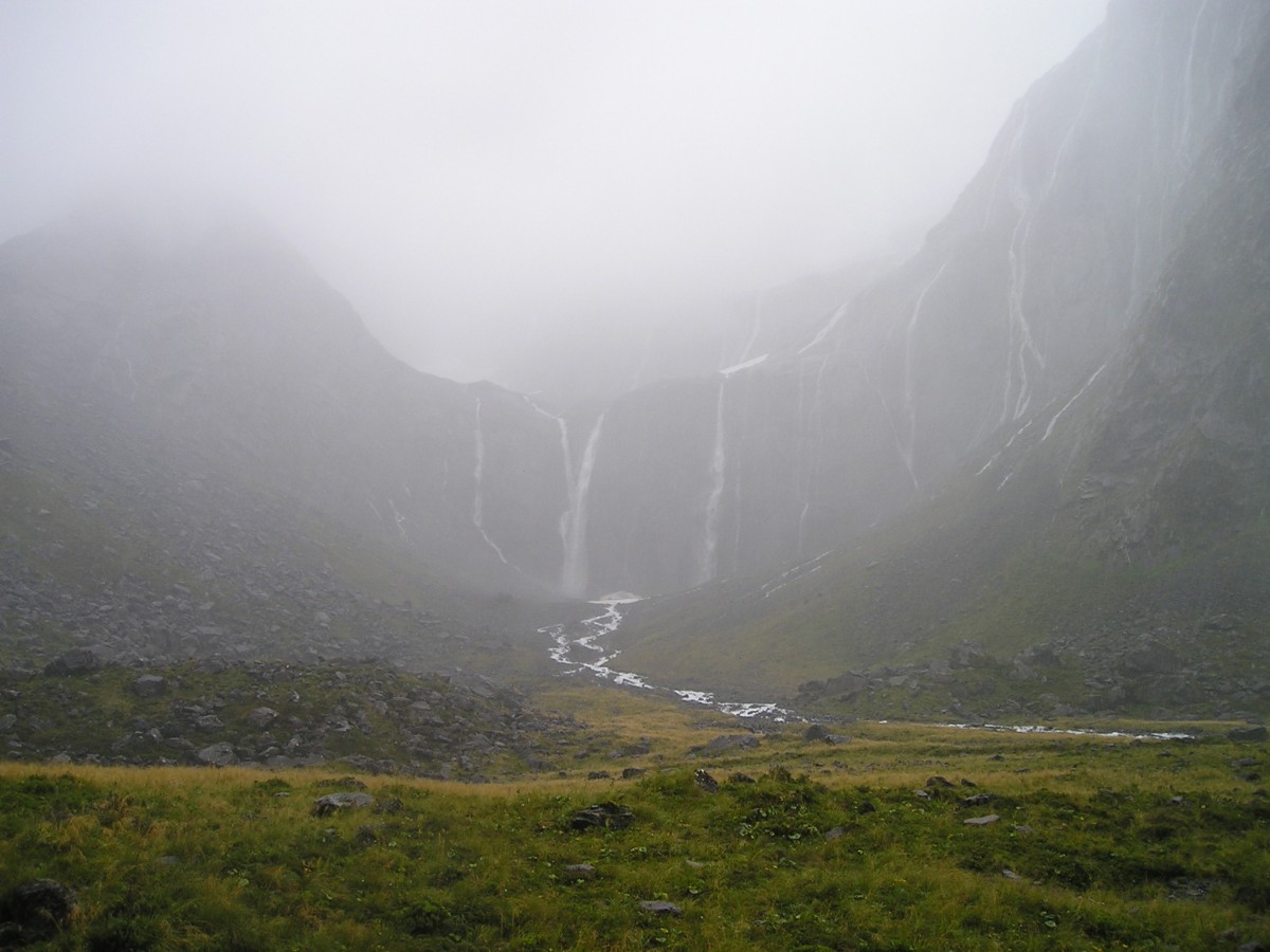 doğa, dağ, bulut, sis, sis, Tepe, hava, Şelale, yeni Zelanda, Plato, Fiordland, Güney adası, Atmosferik fenomen, Dağlık alan şekilleri