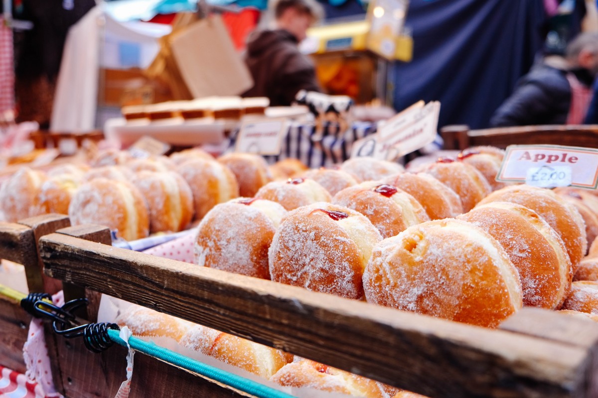 zoet, maaltijd, eten, ontbijt, bakken, nagerecht, keuken, gebakje, bakkerij, donut, donut, gelei, straatvoedsel, zoetheid, brunch, patisserie, gebakken goederen, smaak, deens gebak