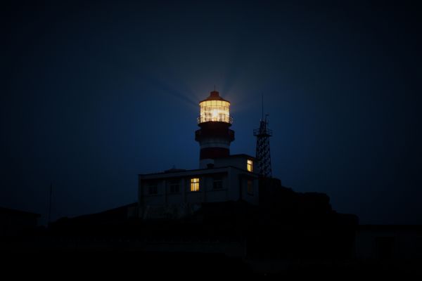 côte,lumière,phare,nuit,architecture,bâtiment