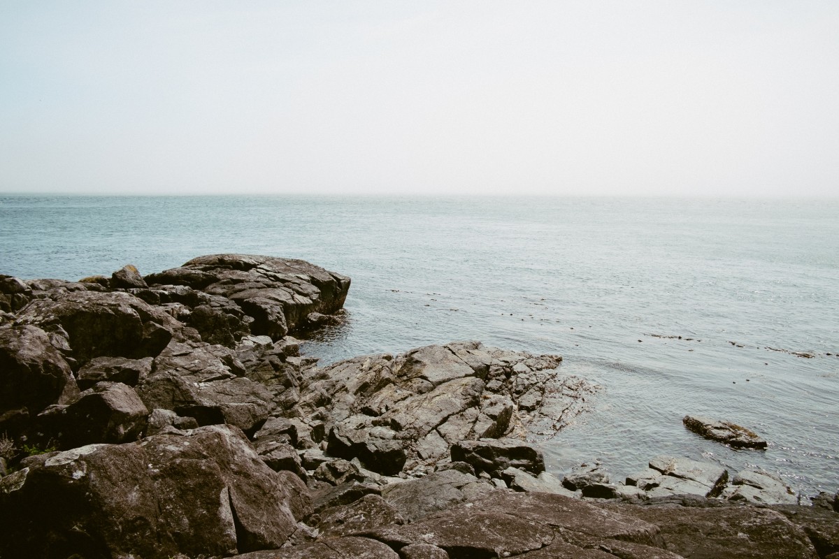 plage, mer, côte, eau, la nature, le sable, Roche, océan, horizon, rive, vague, falaise, crique, baie, terrain, Matériel, plan d'eau, cap, Vague de vent