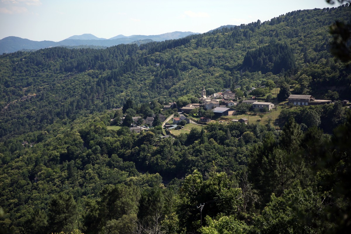 landschap, boom, Bos, wildernis, berg-, heuvel, stad-, avontuur, vallei, bergketen, panorama, dorp, Frankrijk, Europa, oerwoud, canon, mijlpaal, nok, Paysage, midi, regenwoud, plateau, t, aussicht, campagne, southfrance, sdfrankreich, zuidfrankrijk, languedocroussillon, exterieur, cevennes, leefgebied, lozre, parcnationaldescvennes, saintgermaindecalberte, Uitzicht, Blick, ecosysteem, luchtfotografie, Heuvel station, natuurlijke omgeving, geografisch kenmerk, bergachtige landforms