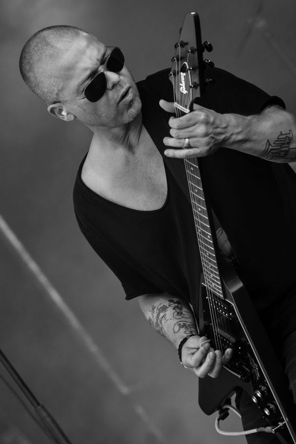 rock,music,black and white,white,photography,guitar