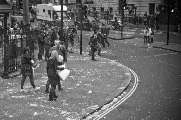 peatonal, en blanco y negro, gente, la carretera, calle, fotografía