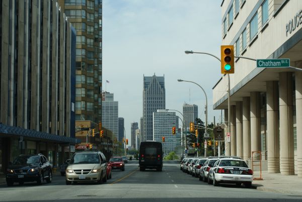 Fußgänger, die Architektur, Straße, Skyline, der Verkehr, Straße