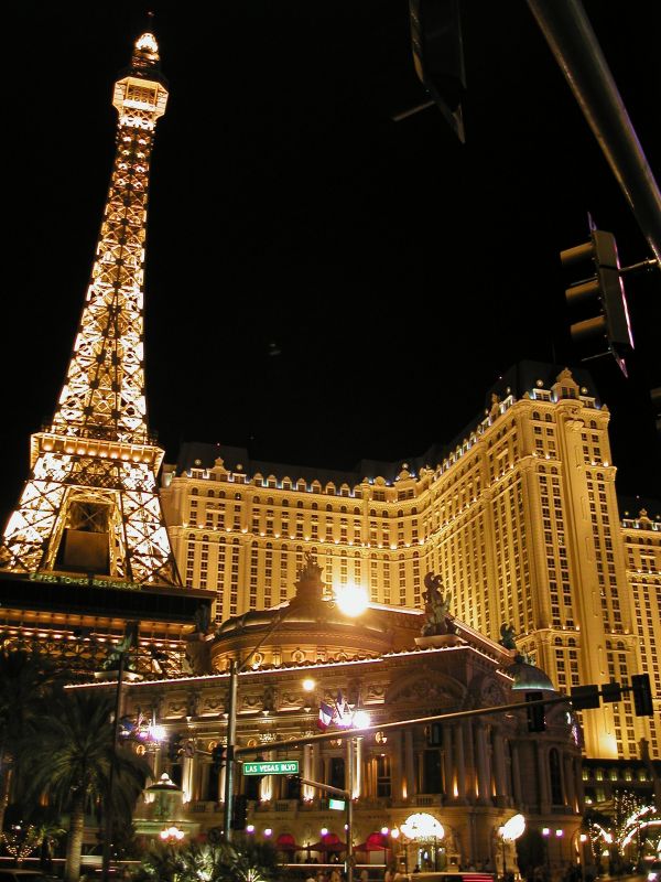 noite,Torre Eiffel,Marco,tarde,torre,iluminação